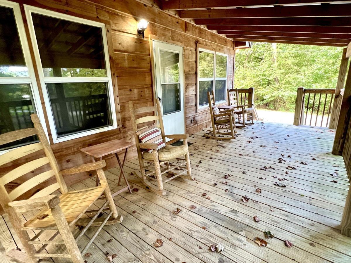 Tranquil Valley Retreat Cabin Sevierville Dış mekan fotoğraf